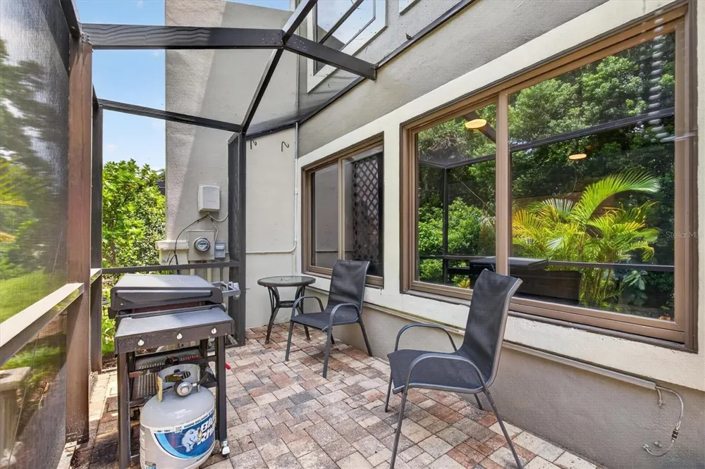 2631 ROYAL LIVERPOOL DRIVE Tarpon Springs, FL 34688