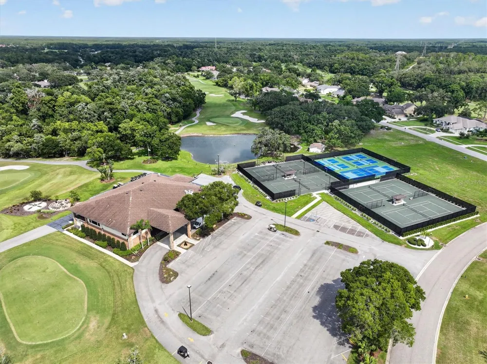 2631 ROYAL LIVERPOOL DRIVE Tarpon Springs, FL 34688