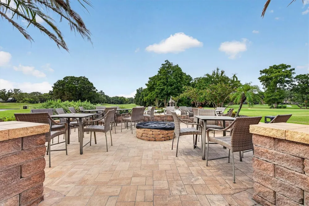 2631 ROYAL LIVERPOOL DRIVE Tarpon Springs, FL 34688