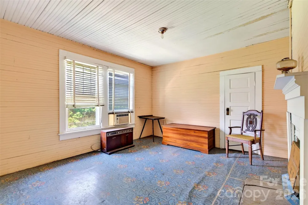 96 Huntsville Road Marion, NC 28752