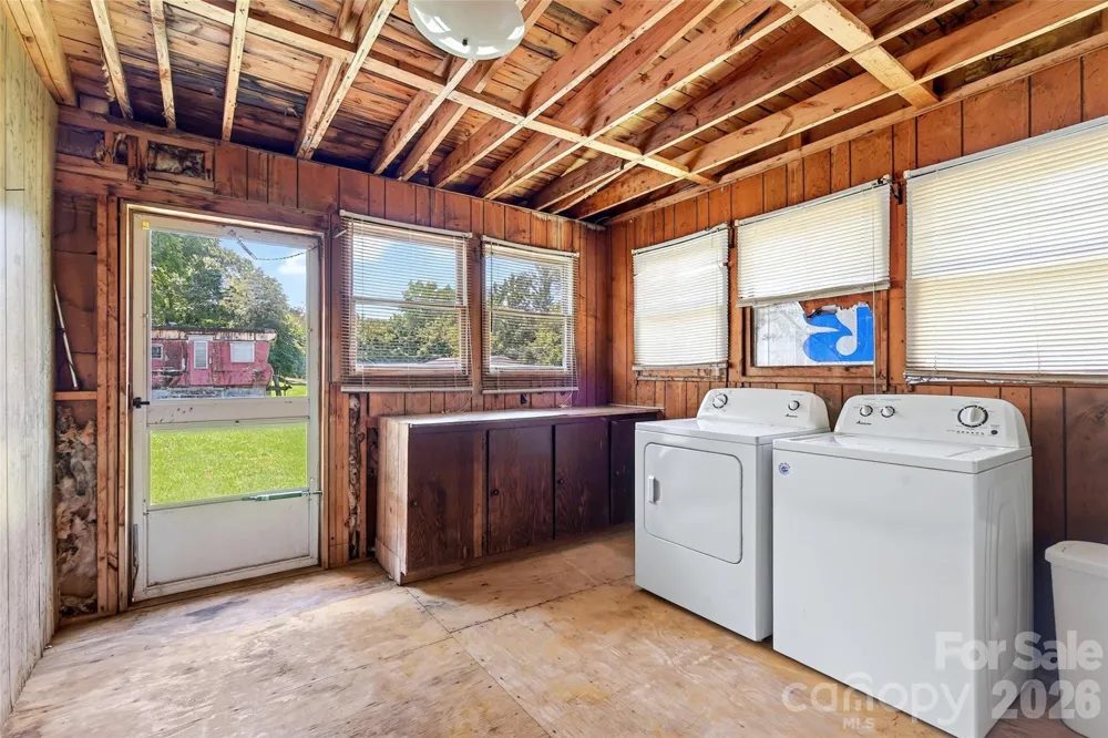 96 Huntsville Road Marion, NC 28752