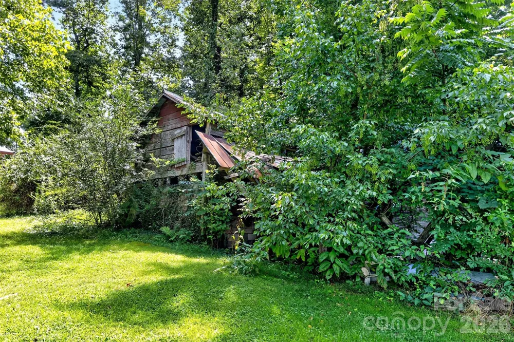 96 Huntsville Road Marion, NC 28752