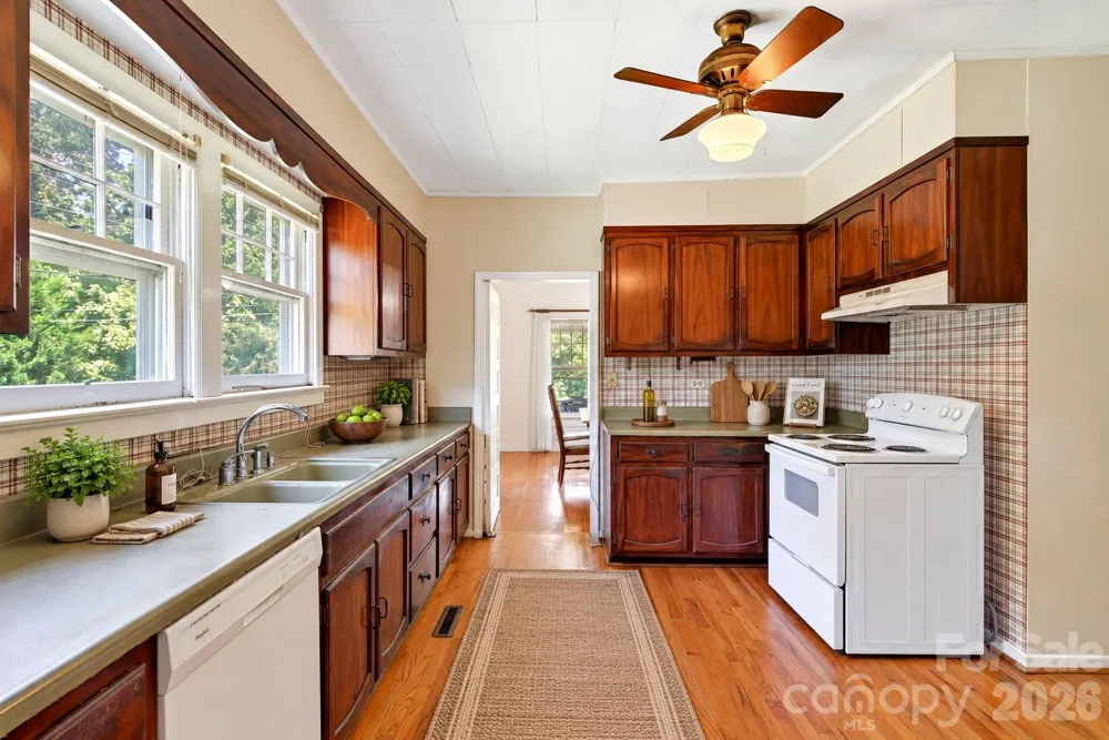 96 Huntsville Road Marion, NC 28752