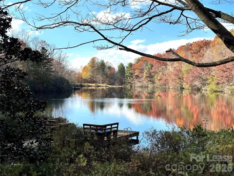 424 LakeView Drive