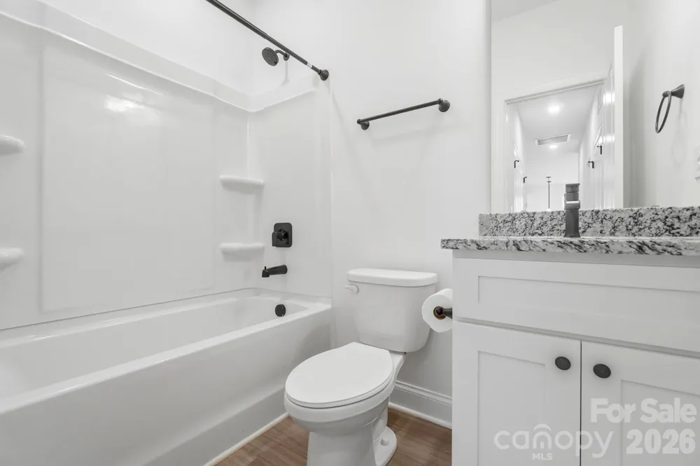 13911 Stillwood Place Matthews, NC 28105