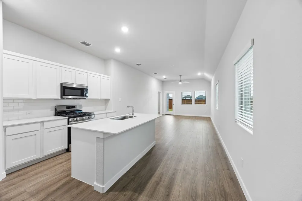 2812 Auburn Court Princeton, TX 75407
