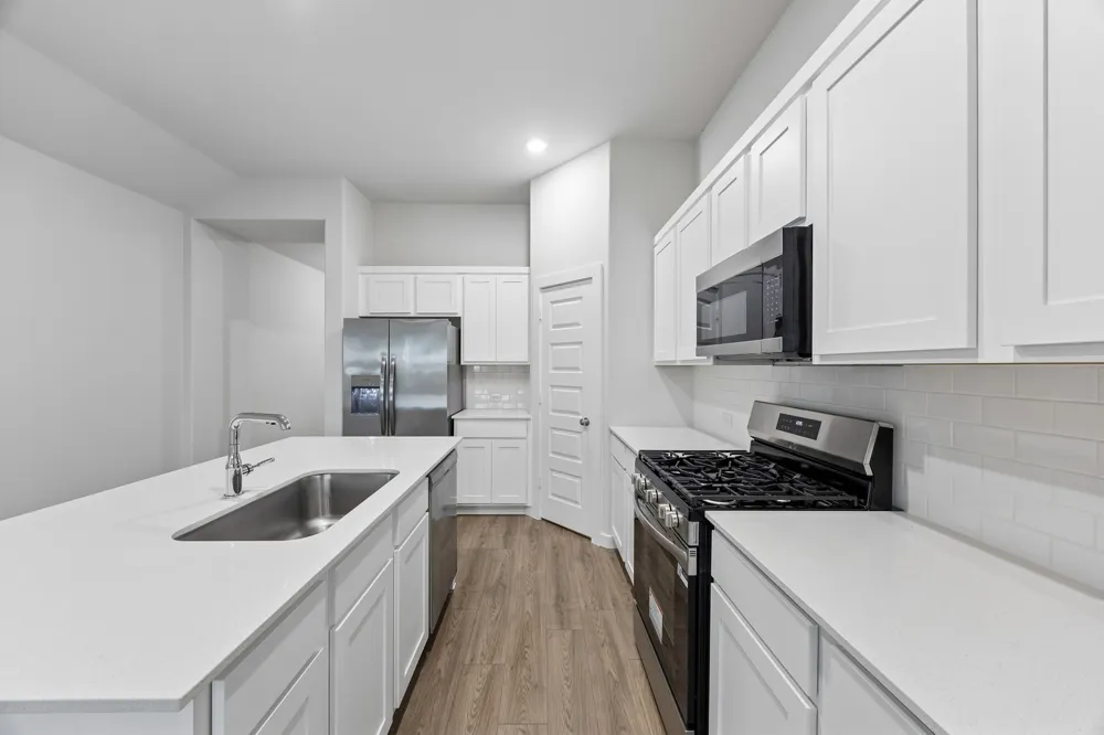 2812 Auburn Court Princeton, TX 75407