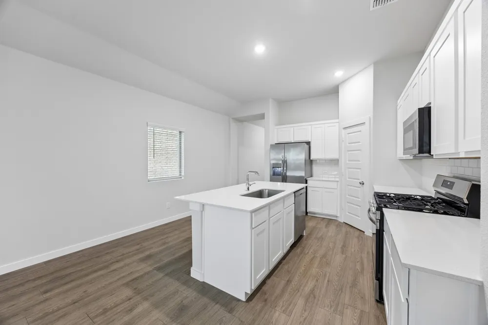 2812 Auburn Court Princeton, TX 75407