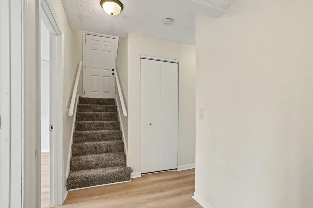 524 Charlotte Avenue Kalamazoo, MI 49048