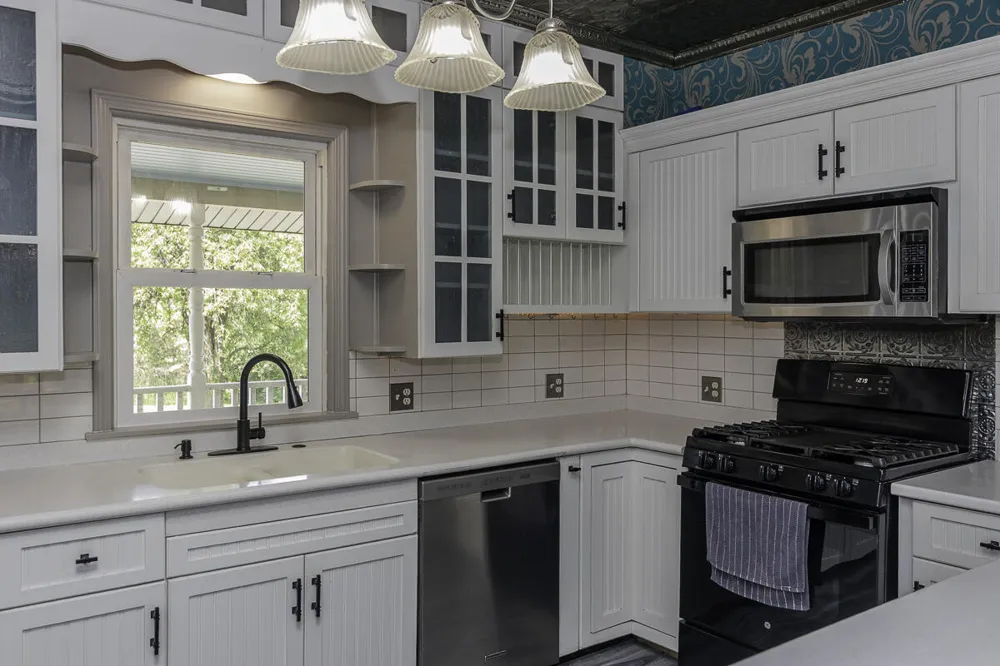 11481 Cressey Road Plainwell, MI 49080