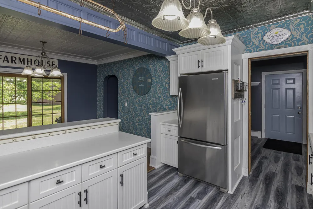 11481 Cressey Road Plainwell, MI 49080