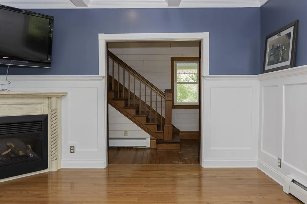 11481 Cressey Road Plainwell, MI 49080