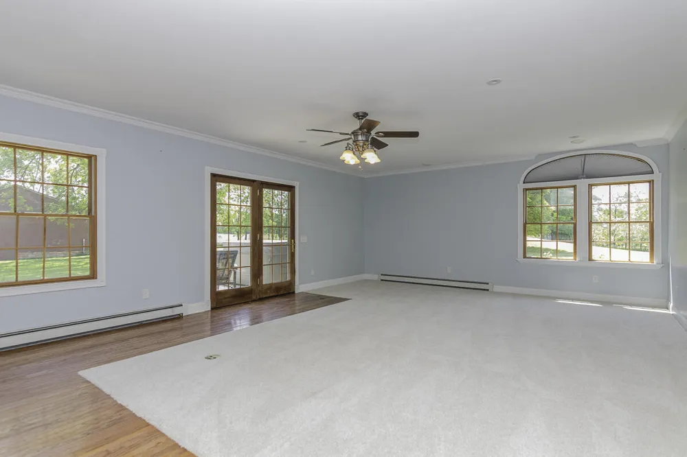 11481 Cressey Road Plainwell, MI 49080