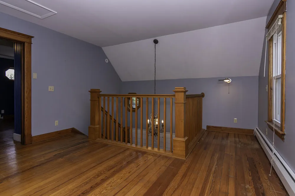 11481 Cressey Road Plainwell, MI 49080
