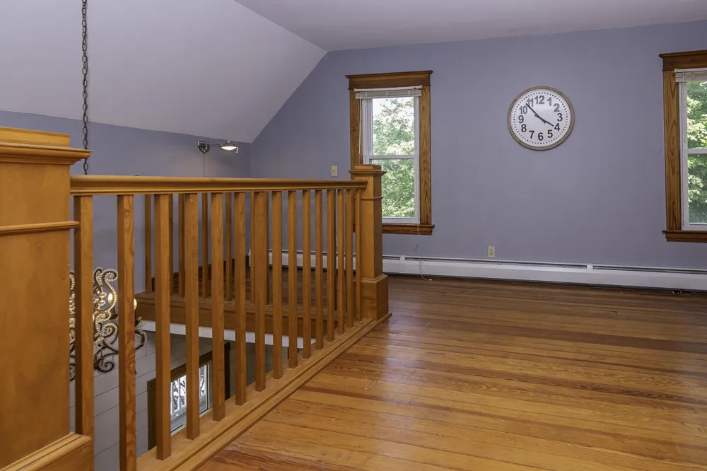 11481 Cressey Road Plainwell, MI 49080