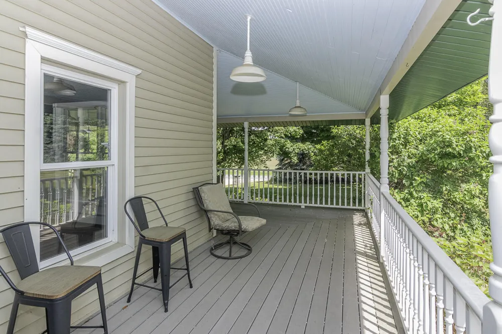 11481 Cressey Road Plainwell, MI 49080