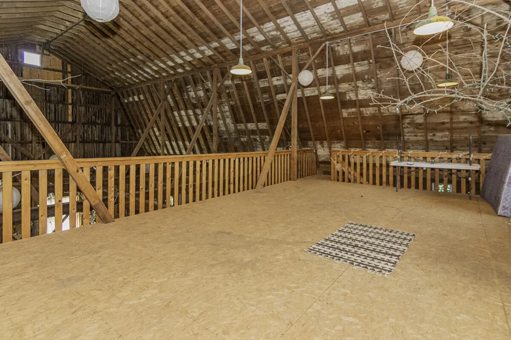 11481 Cressey Road Plainwell, MI 49080