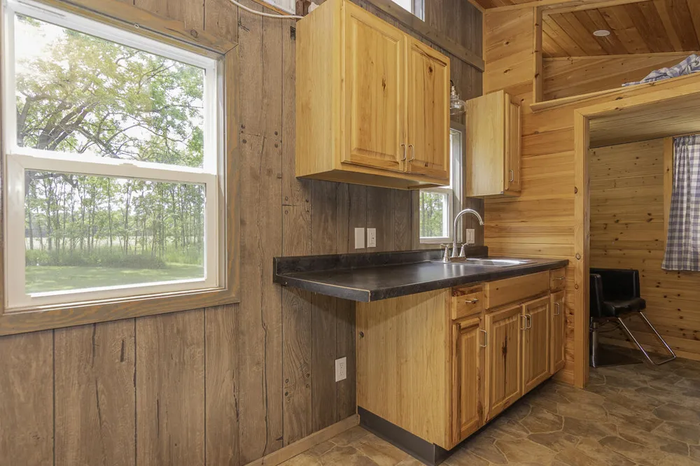11481 Cressey Road Plainwell, MI 49080