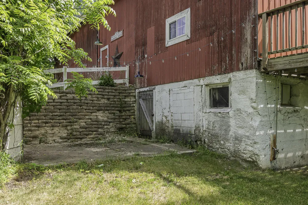 11481 Cressey Road Plainwell, MI 49080
