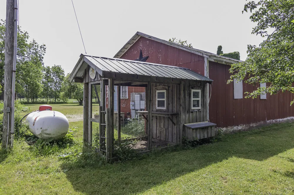 11481 Cressey Road Plainwell, MI 49080
