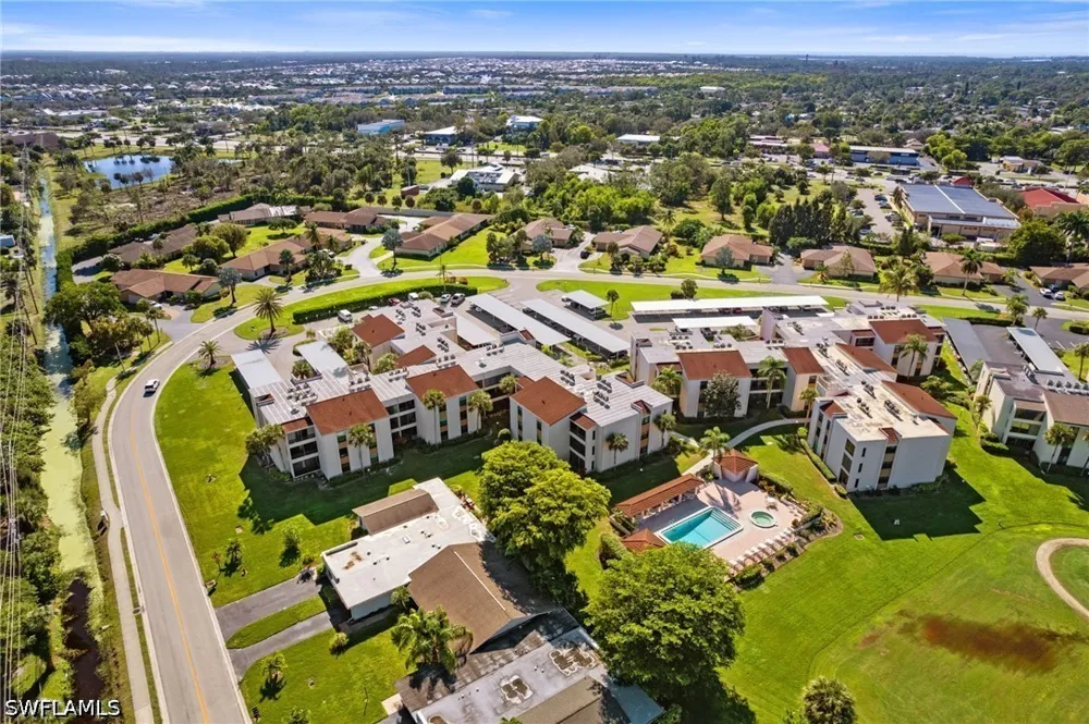 Boca Ciega Drive #208 Naples, FL 34112