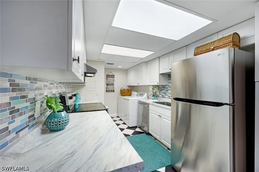 Boca Ciega Drive #208 Naples, FL 34112