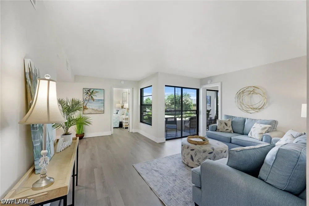Boca Ciega Drive #208 Naples, FL 34112