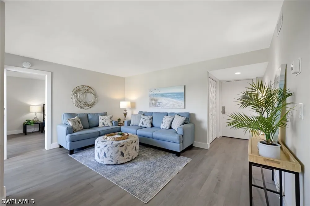 Boca Ciega Drive #208 Naples, FL 34112