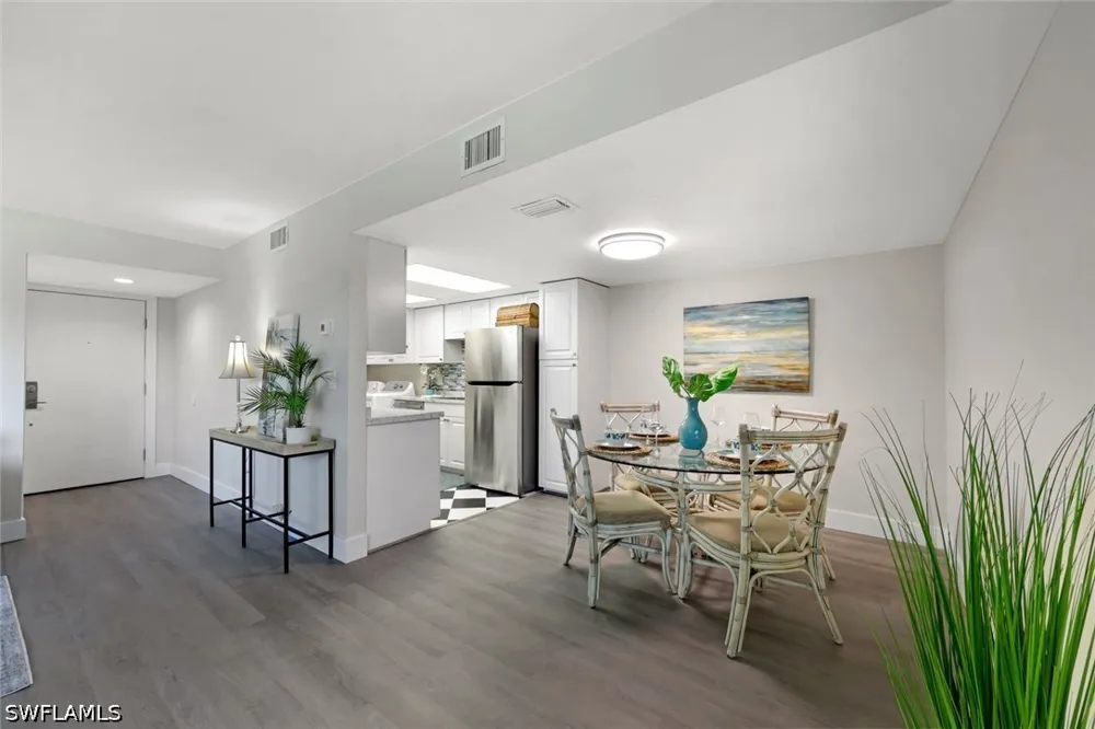Boca Ciega Drive #208 Naples, FL 34112