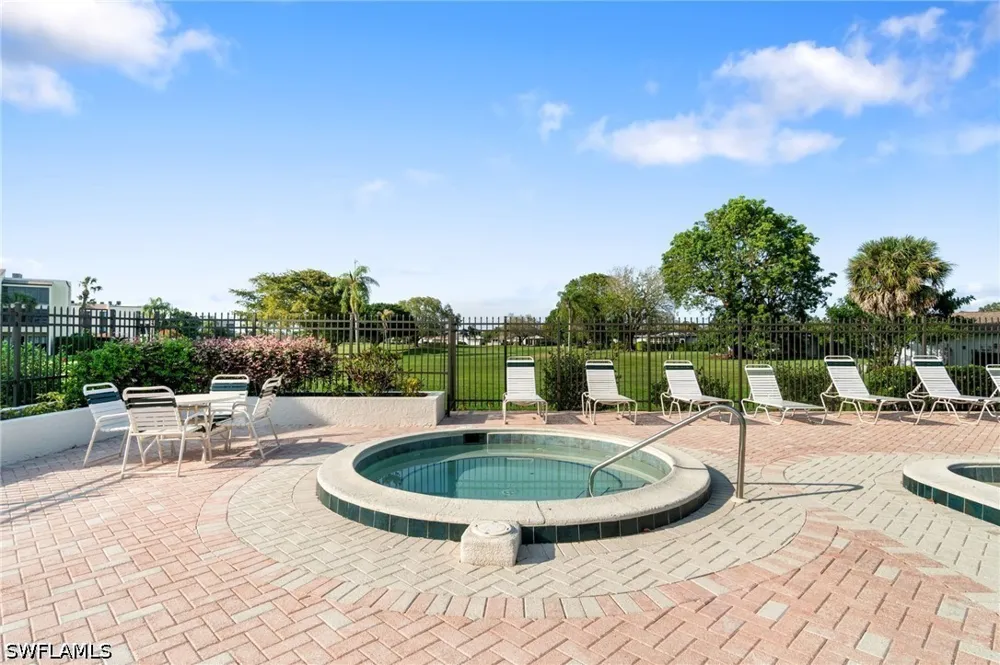 Boca Ciega Drive #208 Naples, FL 34112