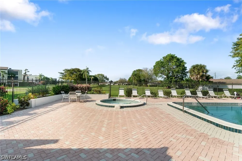 Boca Ciega Drive #208 Naples, FL 34112