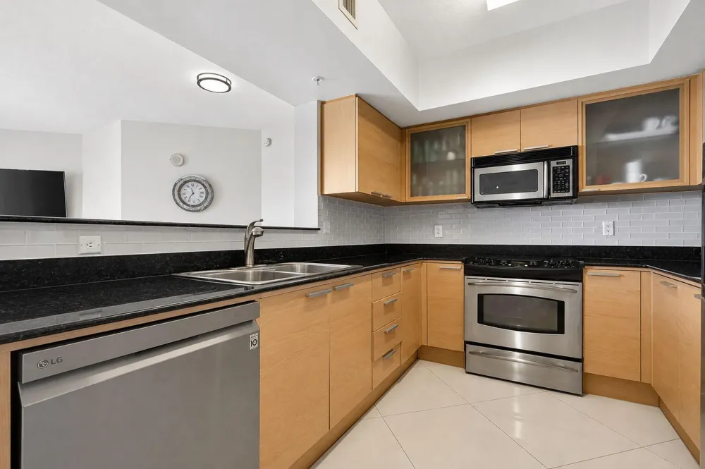 16699 Collins Avenue #3509 Sunny Isles Beach, FL 33160