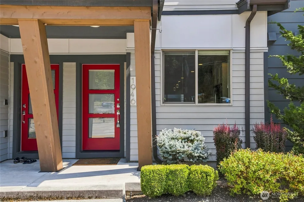 1946 Newport Way NW #16 Issaquah, WA 98027