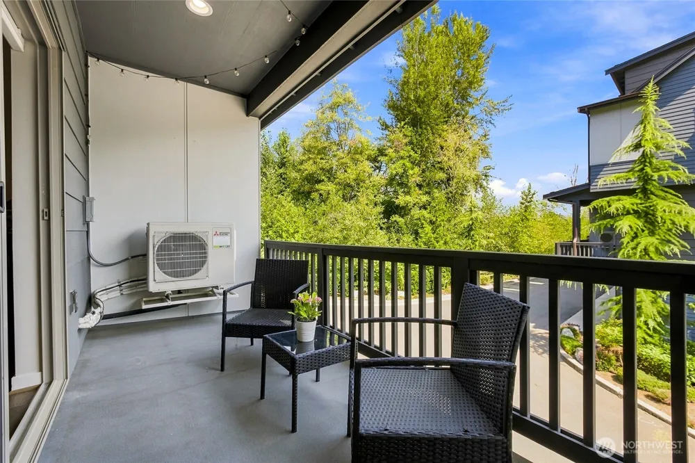 1946 Newport Way NW #16 Issaquah, WA 98027