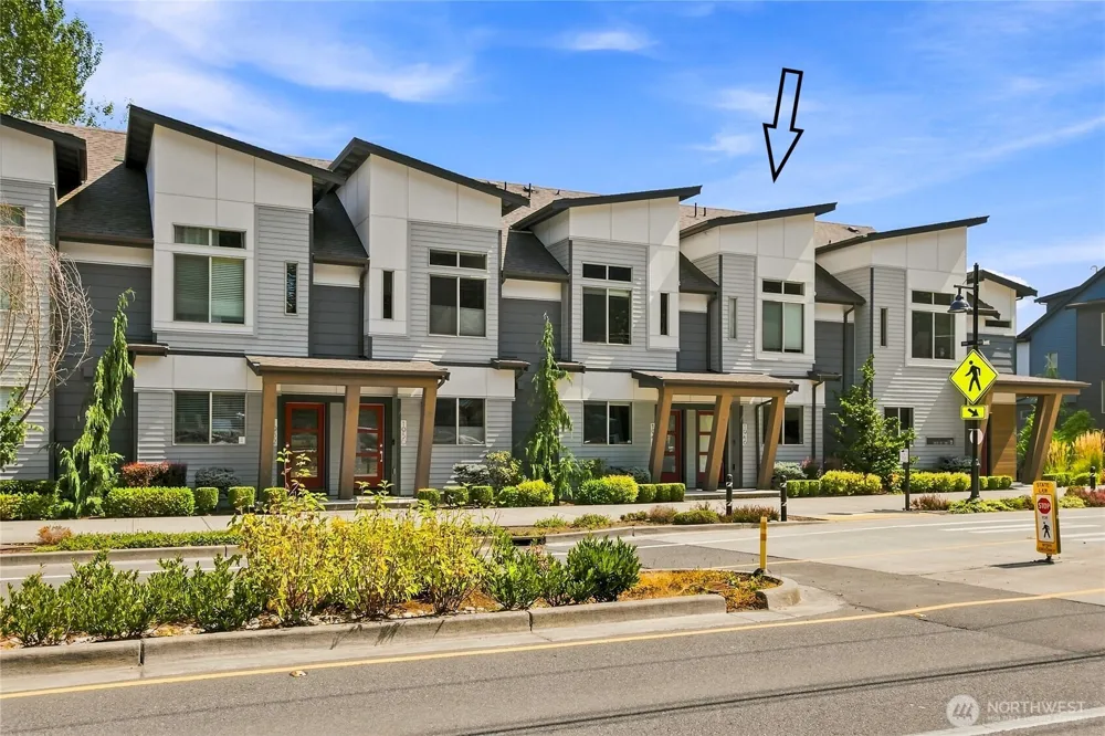 1946 Newport Way NW #16 Issaquah, WA 98027