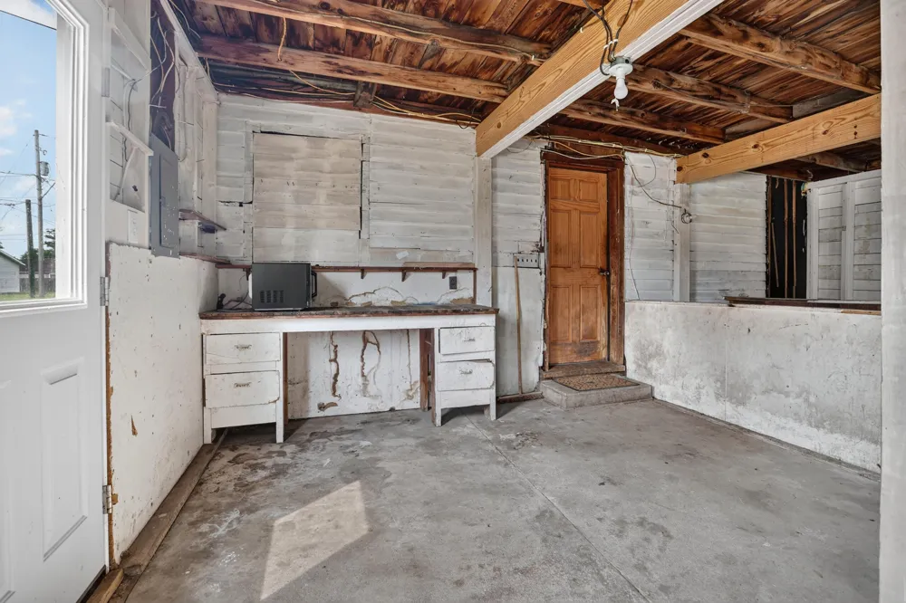 314 Decalb Street Reed City City, MI 49677