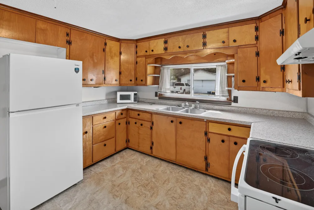 314 Decalb Street Reed City City, MI 49677