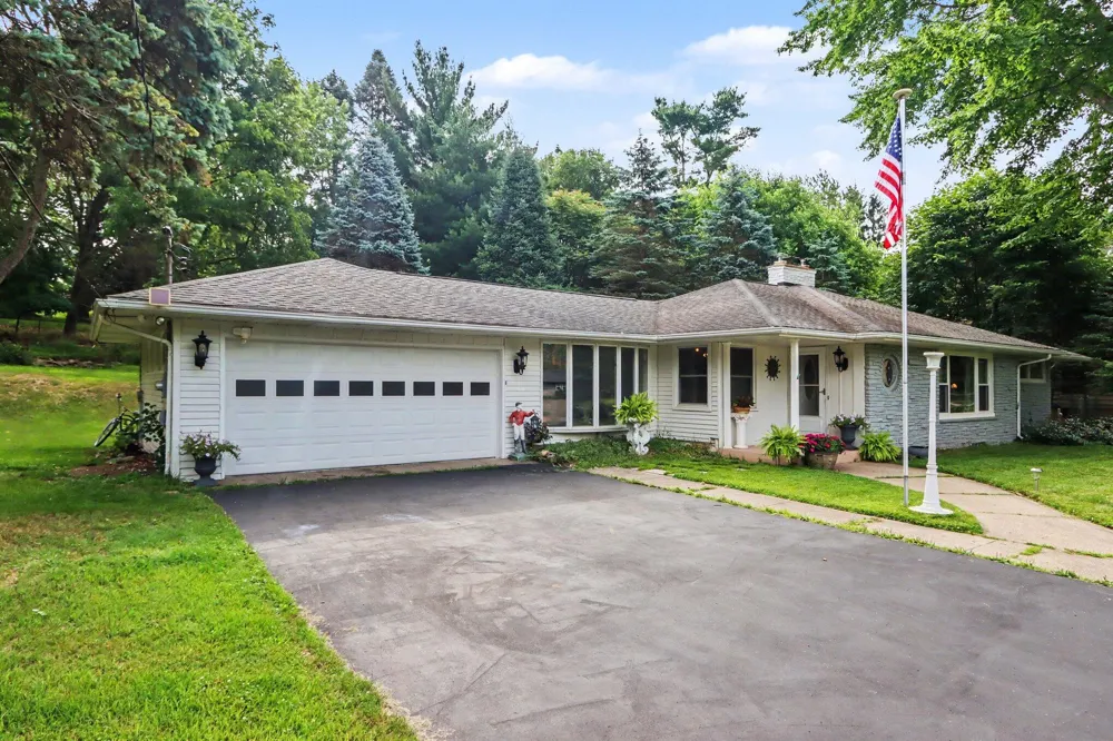 4309 Sunnybrook Drive Kalamazoo City, MI 49008