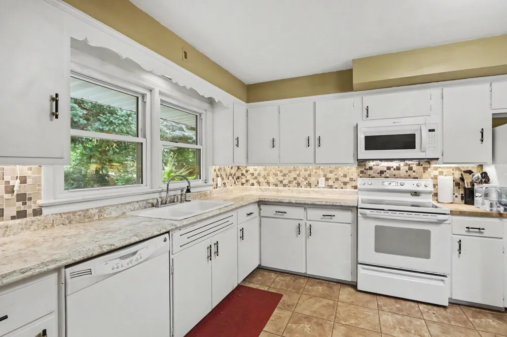 4309 Sunnybrook Drive Kalamazoo City, MI 49008