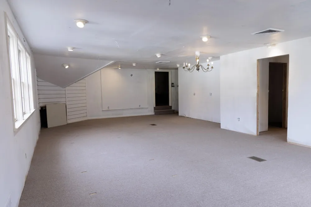 208 W Erie Street Albion City, MI 49224