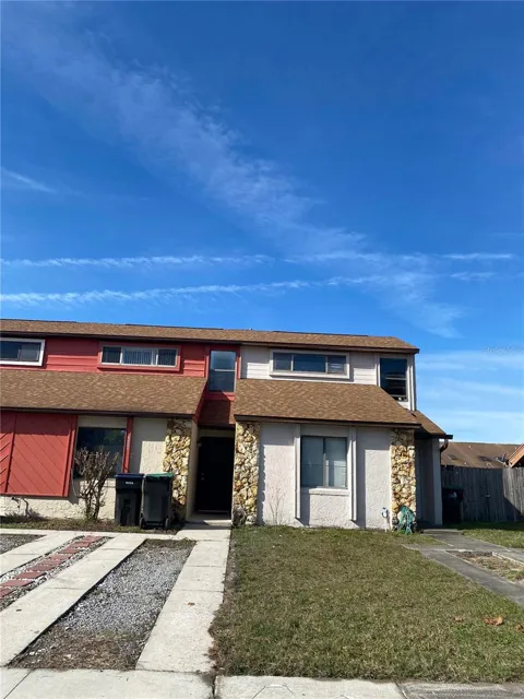 2738 HUNT CLUB LANE
