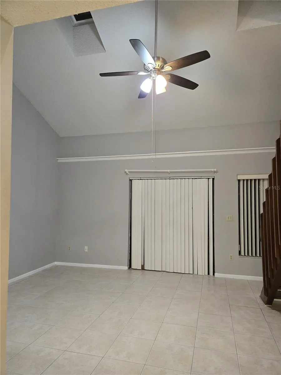2738 HUNT CLUB LANE Orlando, FL 32826