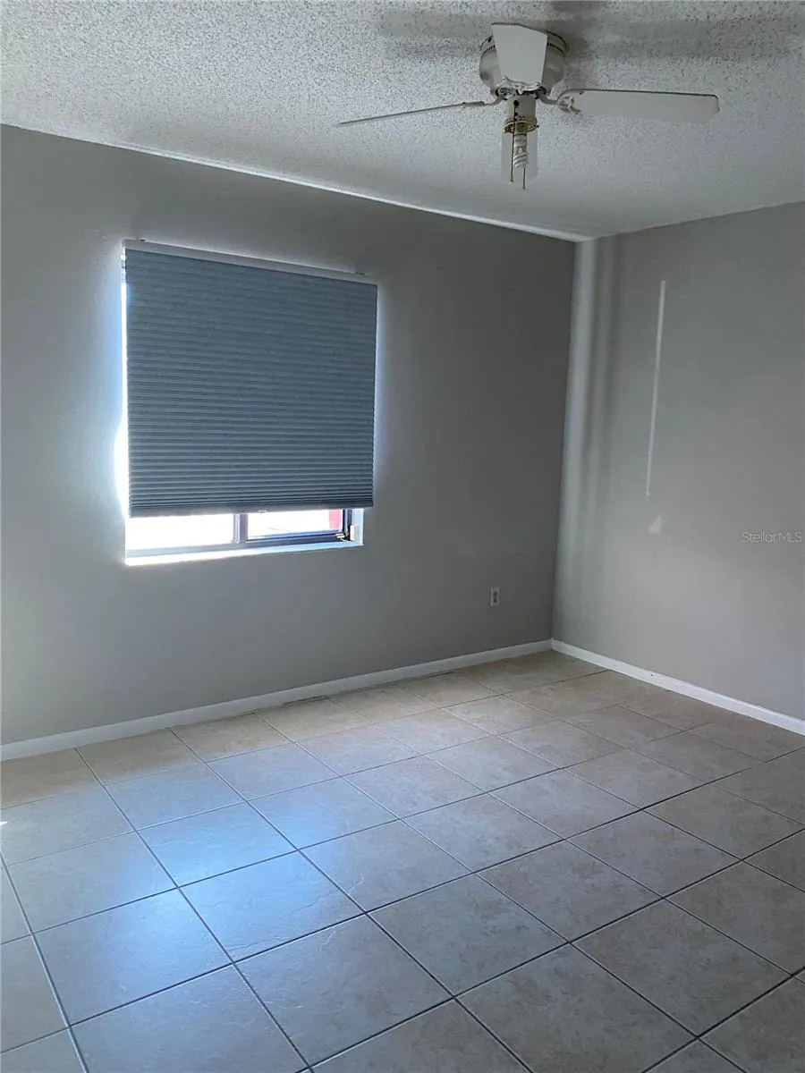 2738 HUNT CLUB LANE Orlando, FL 32826