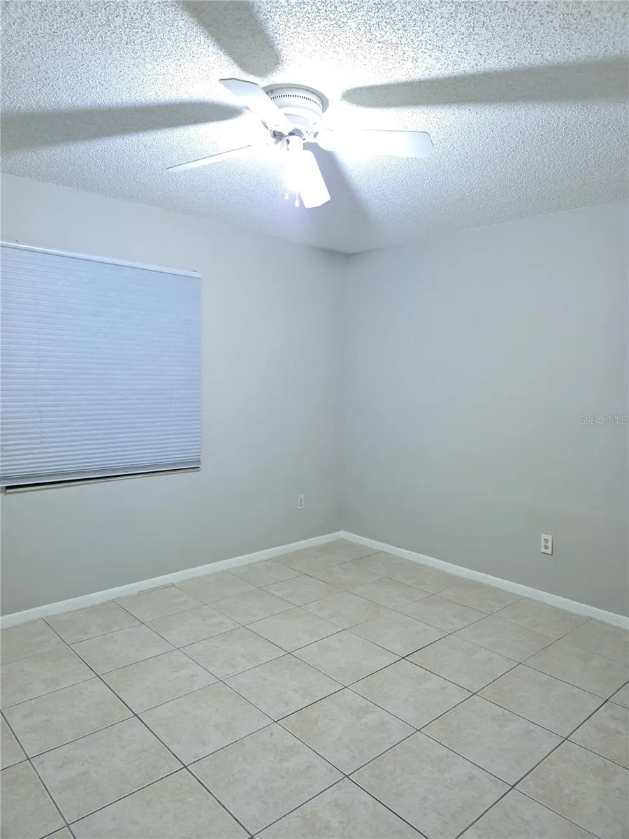 2738 HUNT CLUB LANE Orlando, FL 32826