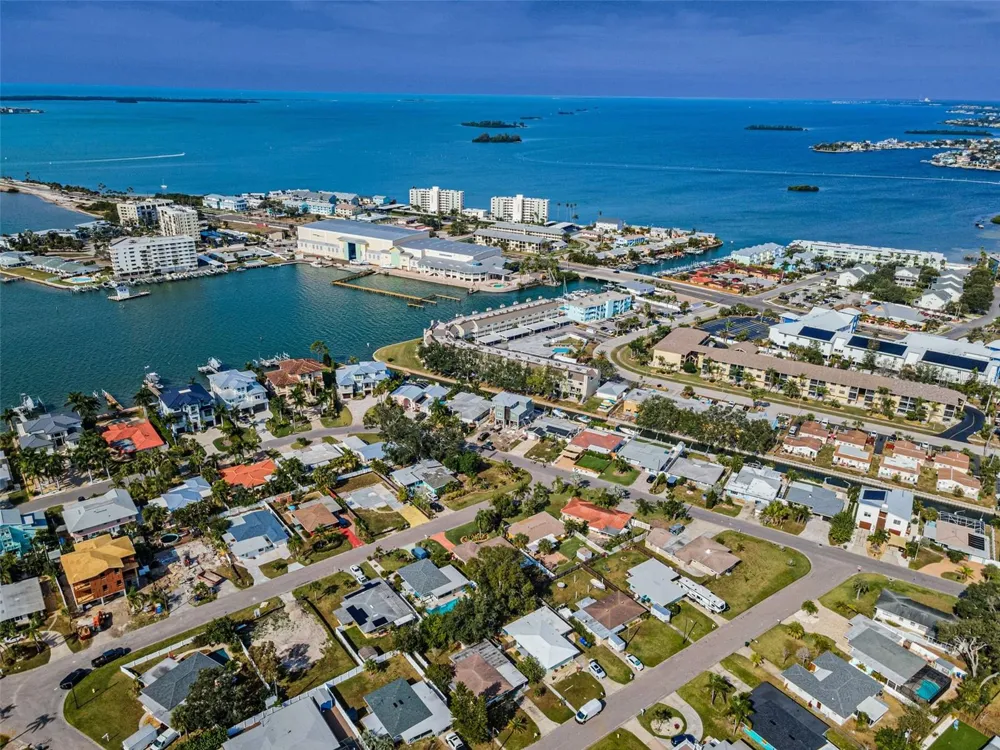 2476 CORONADO WAY Dunedin, FL 34698