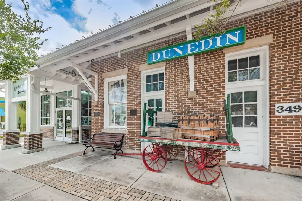 2476 CORONADO WAY Dunedin, FL 34698