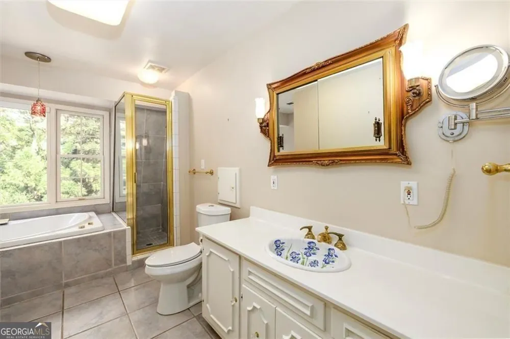 2123 Mountain Creek DR Smoke Rise, GA 30087
