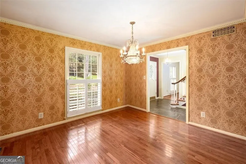 2123 Mountain Creek DR Smoke Rise, GA 30087