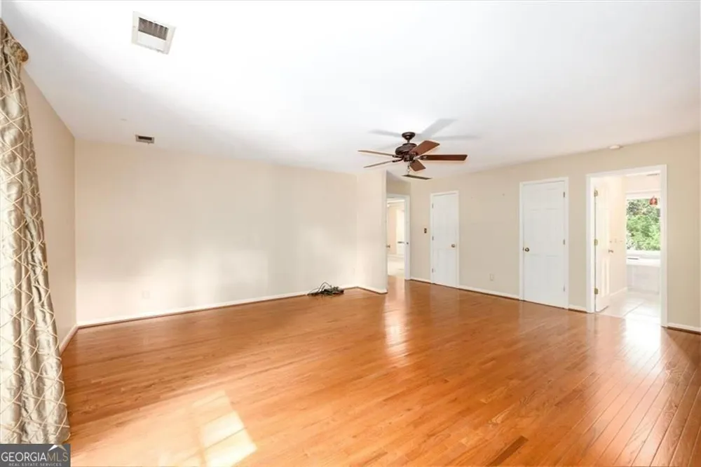 2123 Mountain Creek DR Smoke Rise, GA 30087