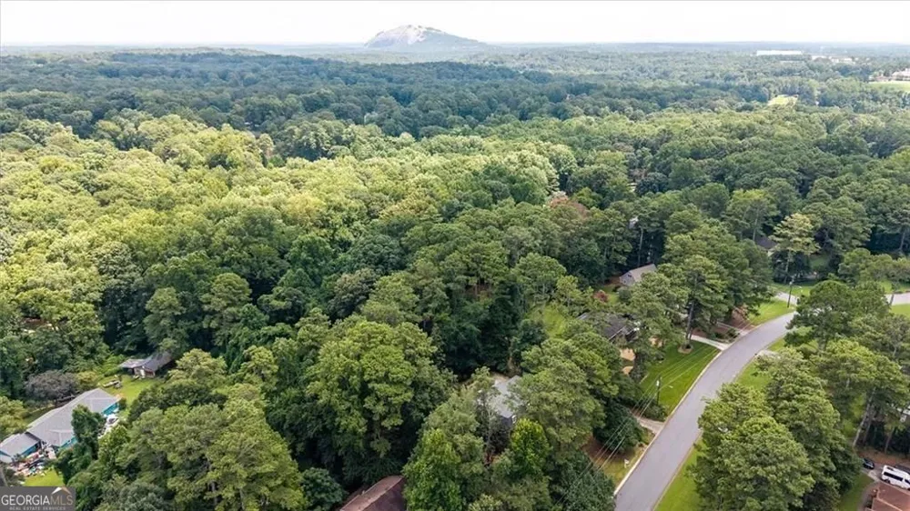 2123 Mountain Creek DR Smoke Rise, GA 30087